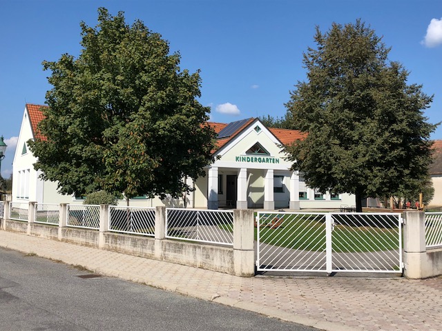 Gebäude des Kindergarten Steinberg-Dörfl