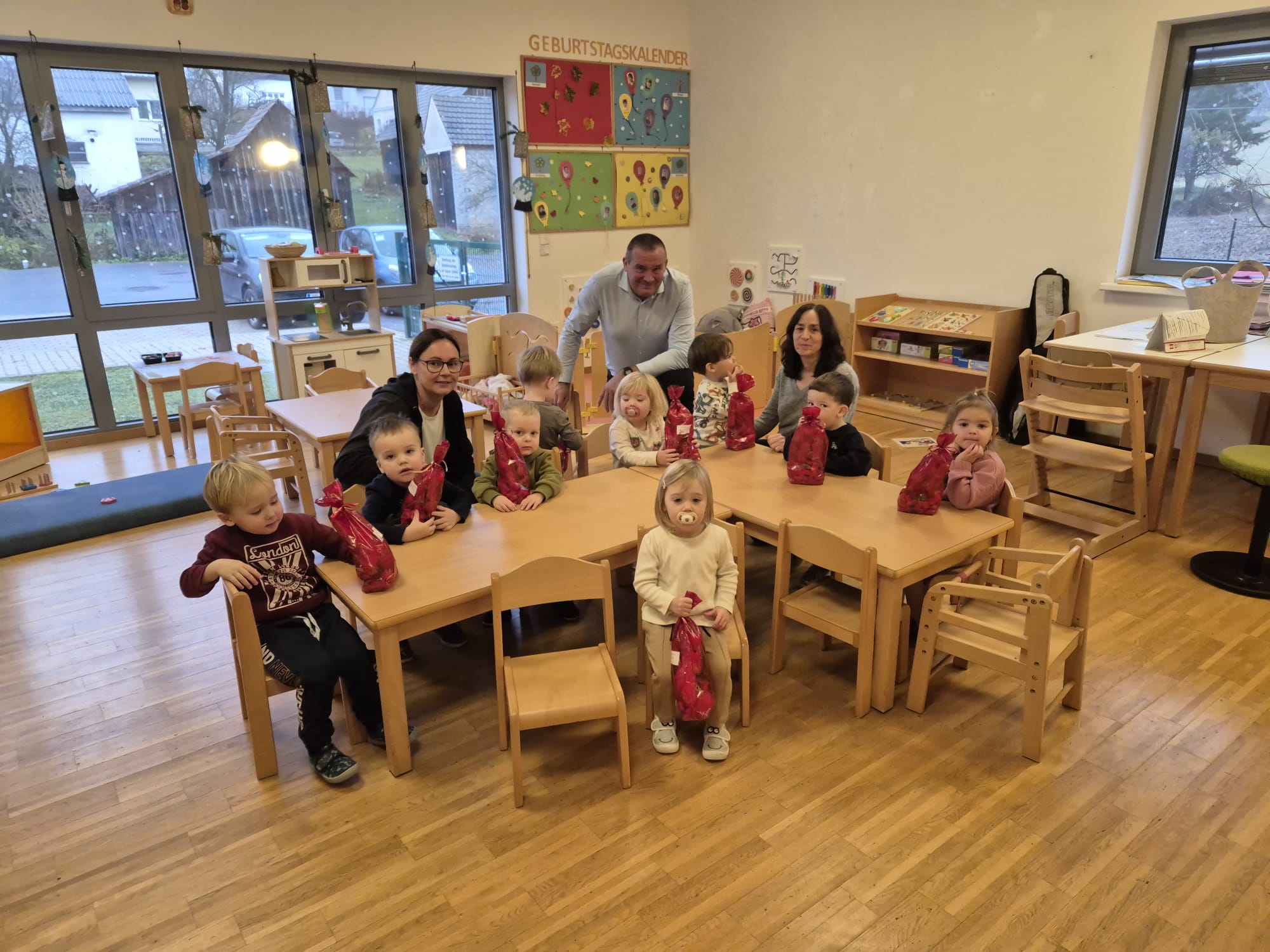 Verteilung Nikolaussackerl Kinderkrippe